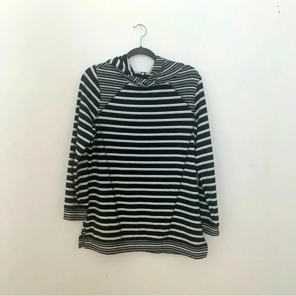 Chicos long sleeve striped hoodie top